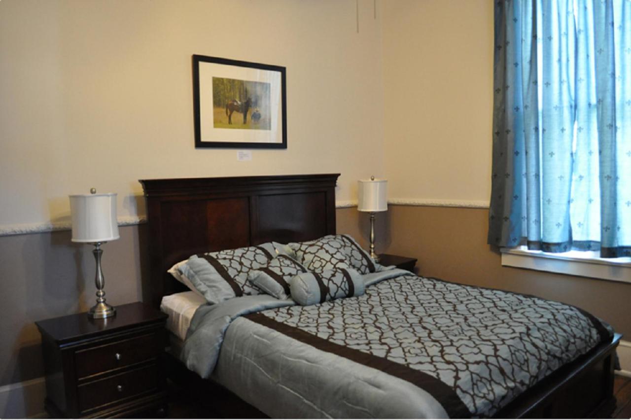 The Mardi Gras House Bed & Breakfast Mobile Luaran gambar