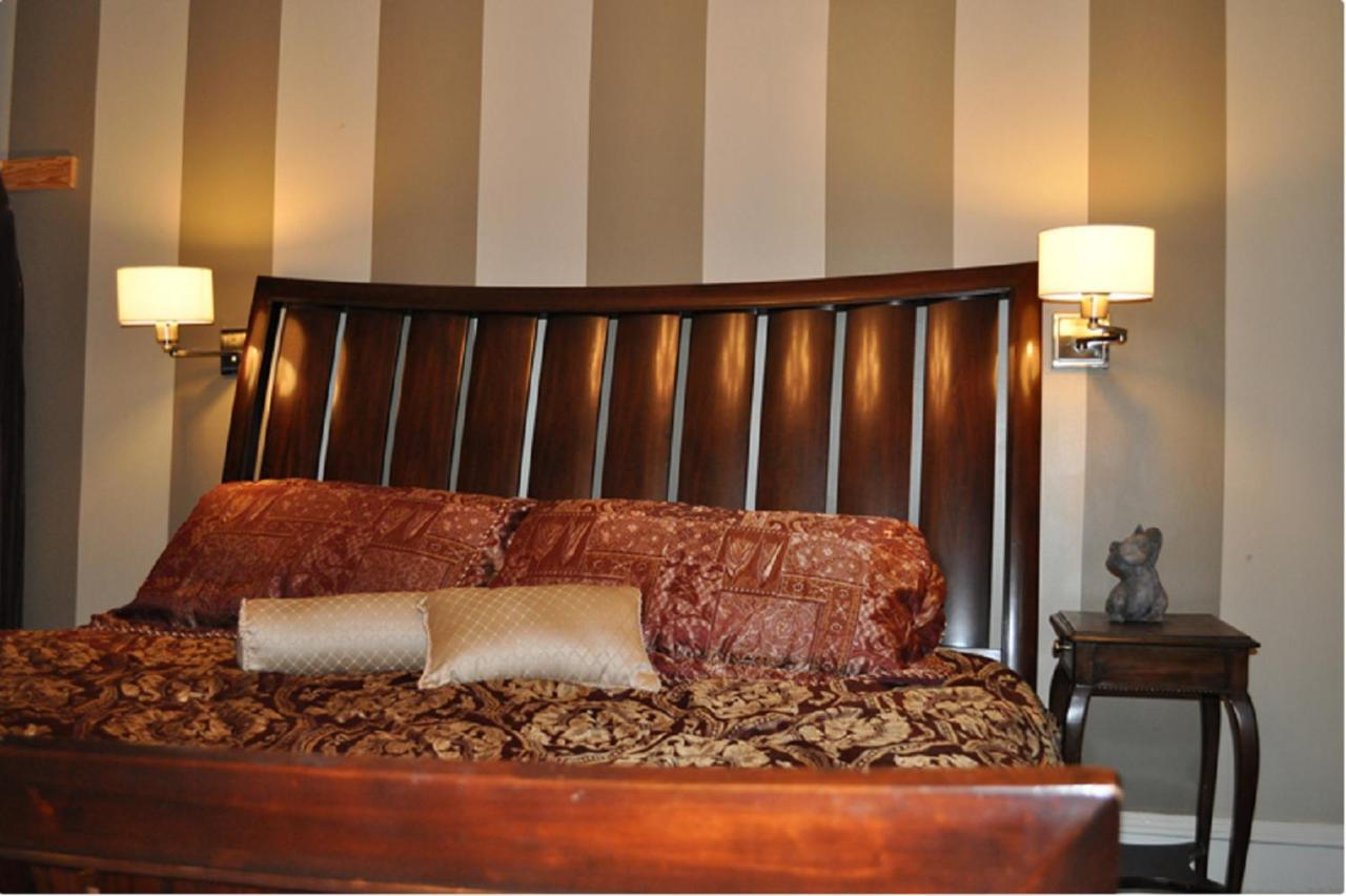 The Mardi Gras House Bed & Breakfast Mobile Luaran gambar