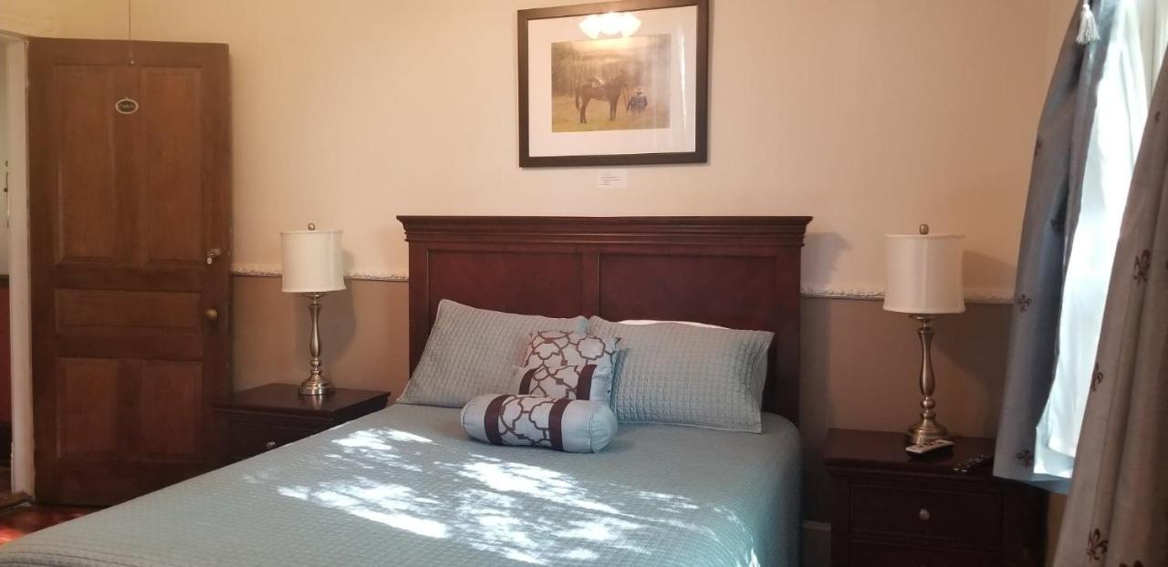 The Mardi Gras House Bed & Breakfast Mobile Luaran gambar