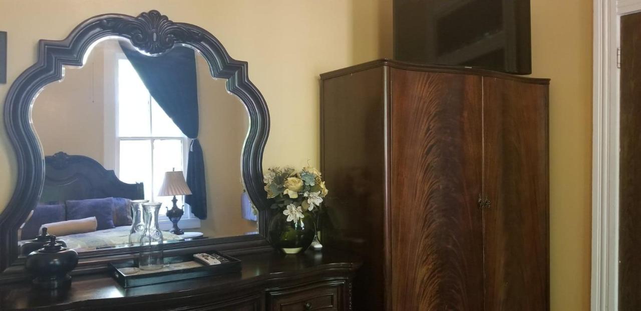 The Mardi Gras House Bed & Breakfast Mobile Luaran gambar