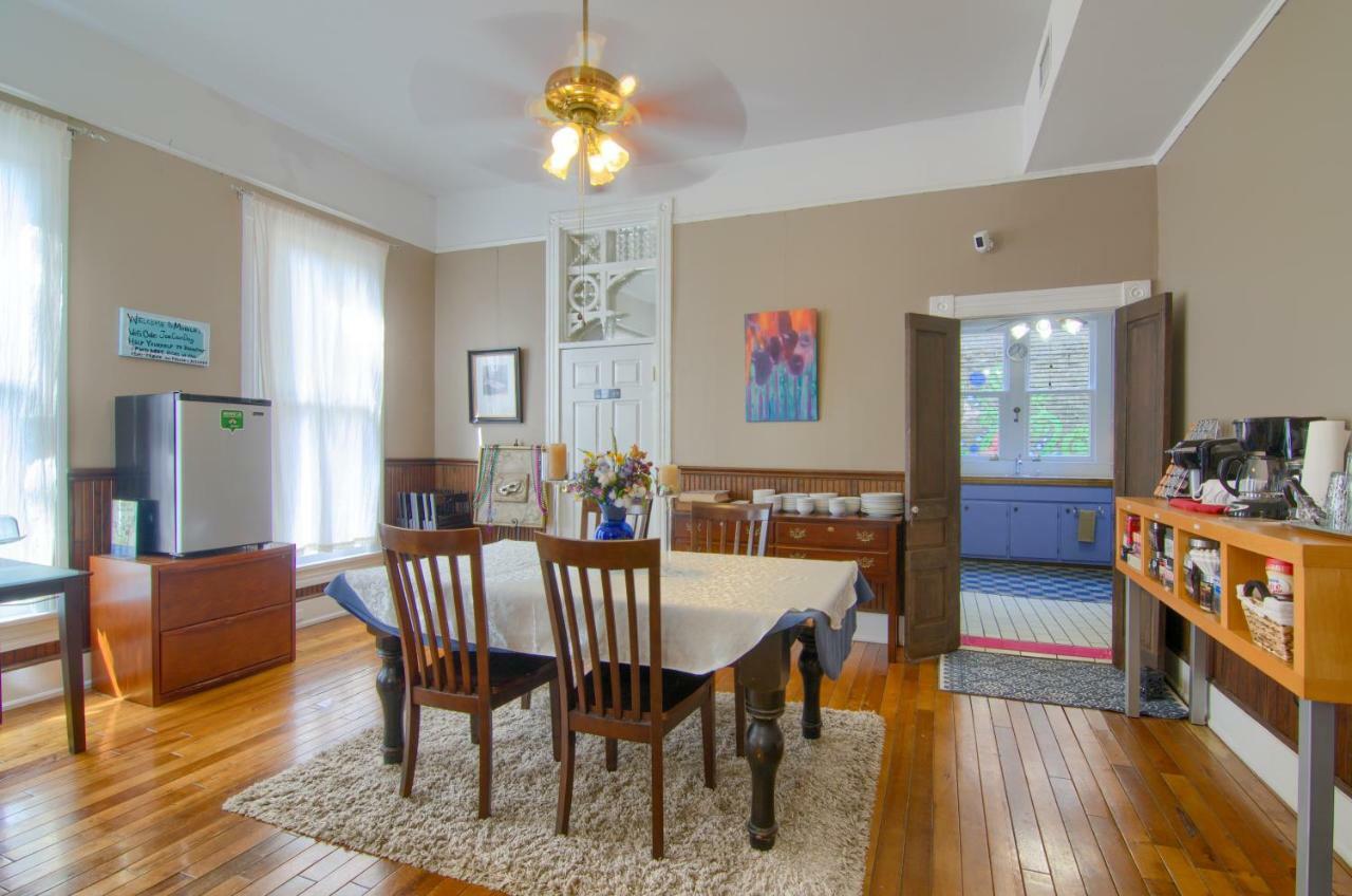 The Mardi Gras House Bed & Breakfast Mobile Luaran gambar