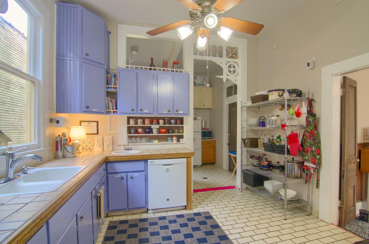 The Mardi Gras House Bed & Breakfast Mobile Luaran gambar