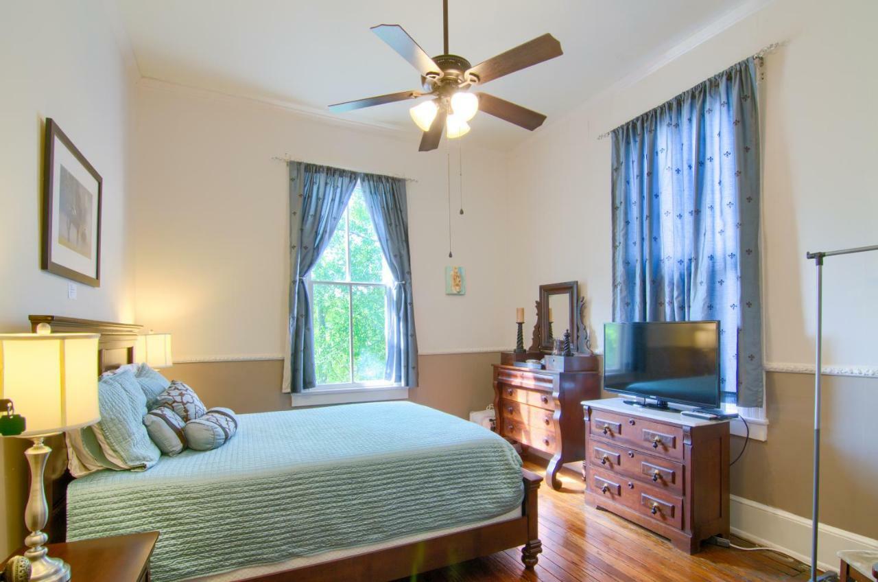 The Mardi Gras House Bed & Breakfast Mobile Luaran gambar