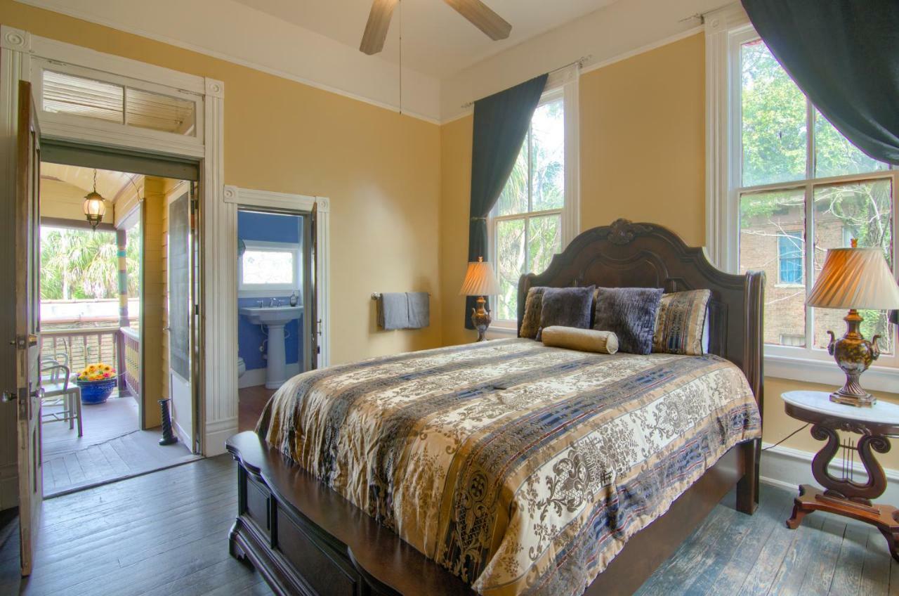 The Mardi Gras House Bed & Breakfast Mobile Luaran gambar