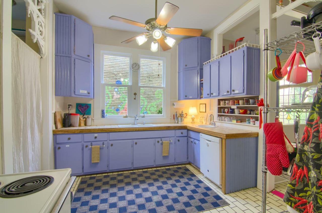 The Mardi Gras House Bed & Breakfast Mobile Luaran gambar